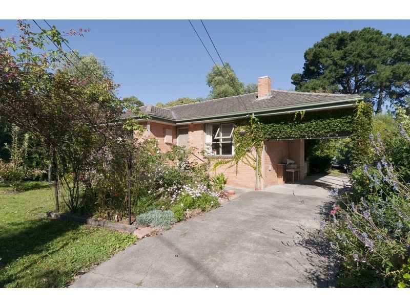 7 Dennis  Court, Mooroolbark VIC 3138