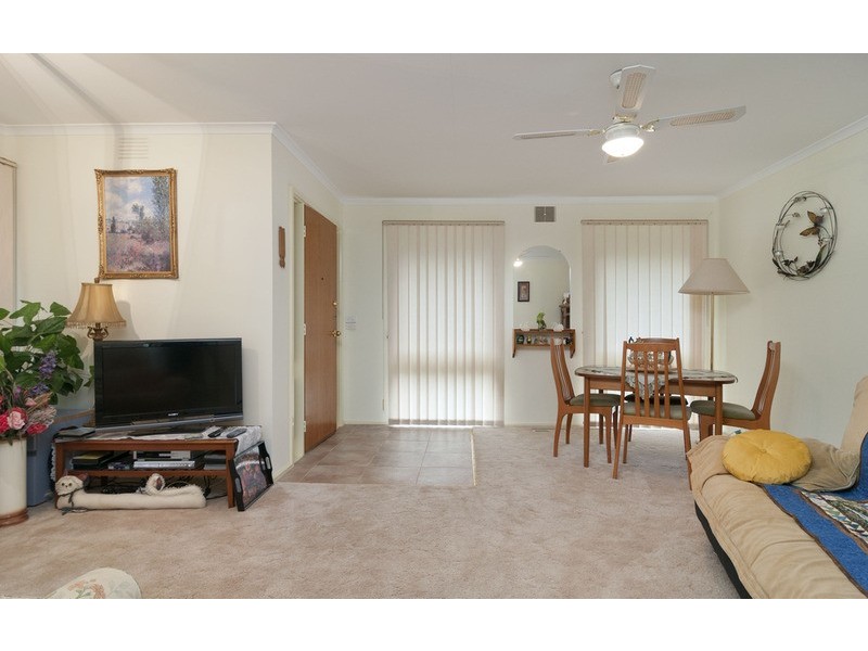 40 Batterbee Drive, Mooroolbark VIC 3138