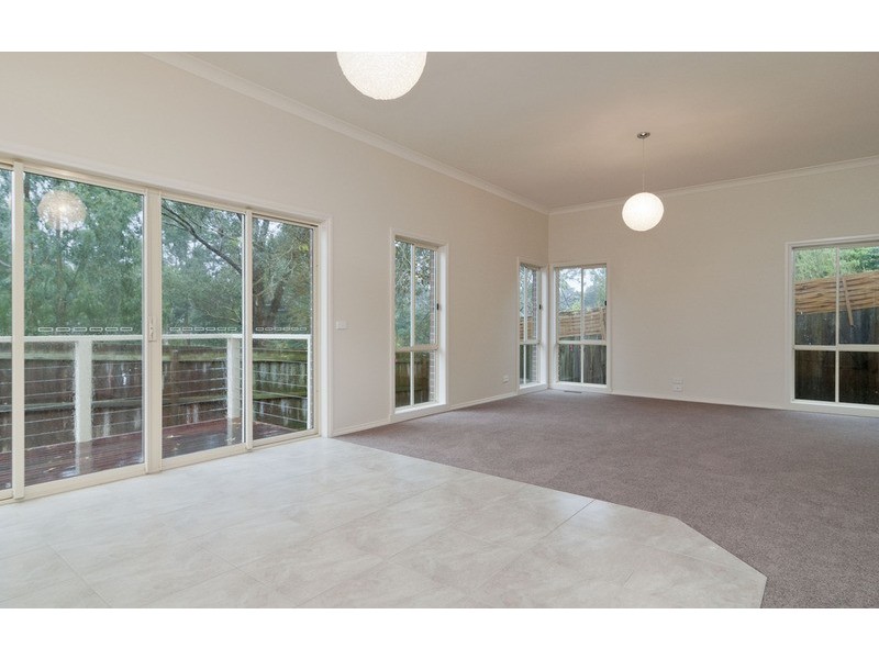 43a Greenslopes Drive, Mooroolbark VIC 3138