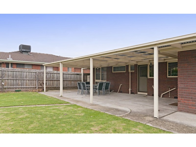 12 Parklands Avenue, Chirnside Park VIC 3116