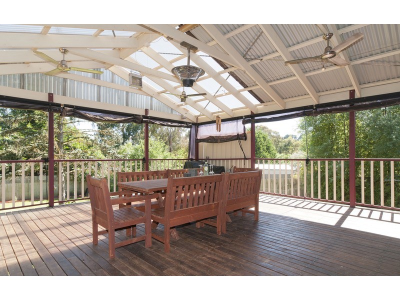 17 Gordon Court, Mooroolbark VIC 3138