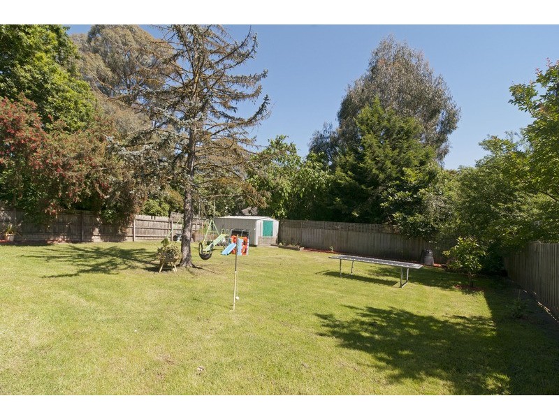 17 Gordon Court, Mooroolbark VIC 3138
