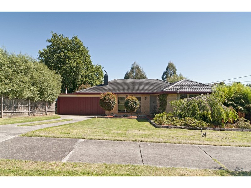 17 Gordon Court, Mooroolbark VIC 3138