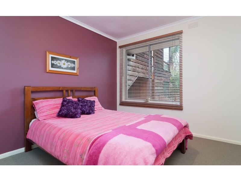 1 Shirley Court, Croydon VIC 3136