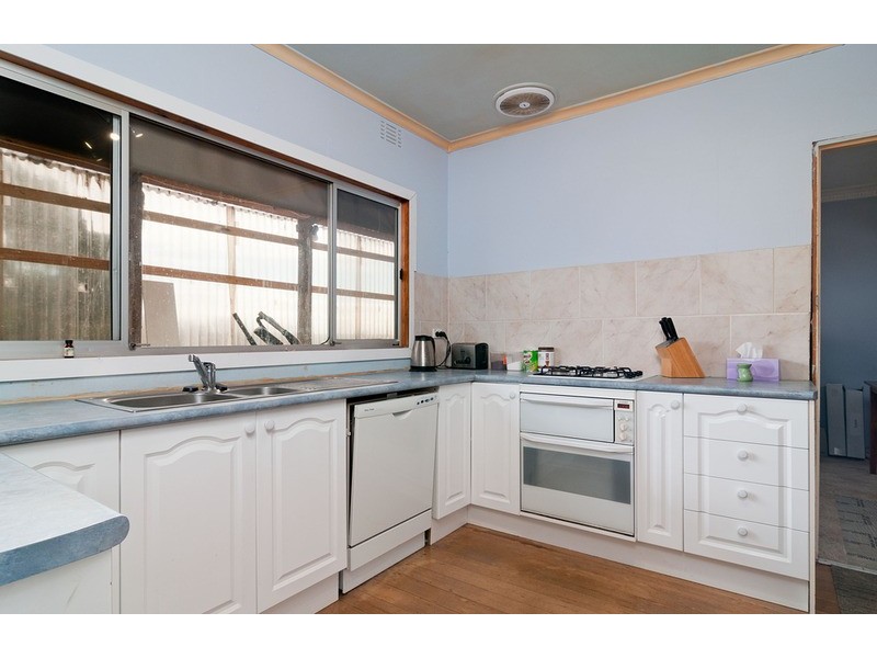 19 Balmoral Street, Kilsyth VIC 3137