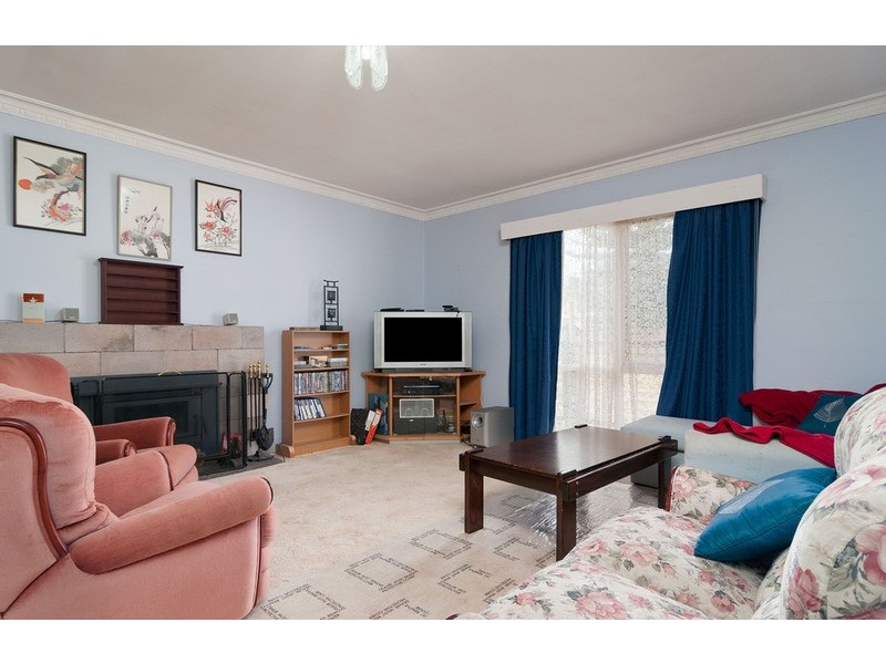 19 Balmoral Street, Kilsyth VIC 3137
