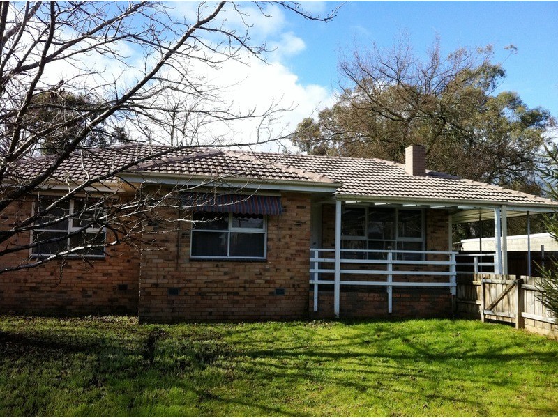 56 Pembroke Road, Mooroolbark VIC 3138