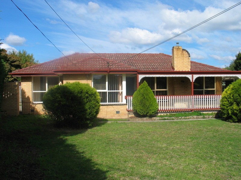 25 Dryden  Road, Mooroolbark VIC 3138