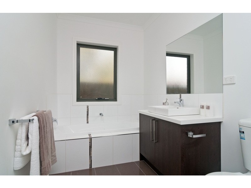 1 Pitt Road, Kilsyth VIC 3137