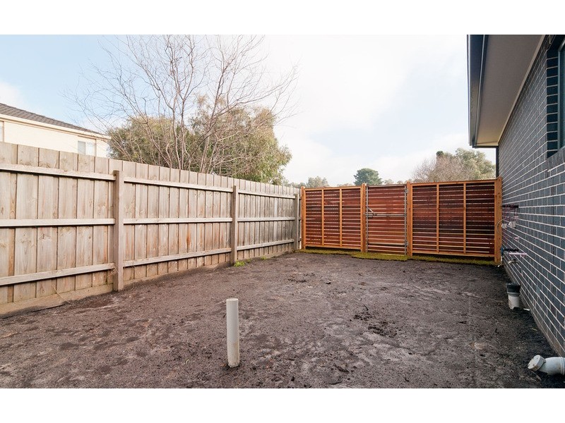1 Pitt Road, Kilsyth VIC 3137