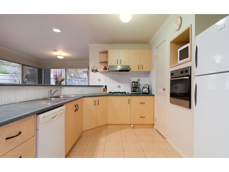 2 Kyra Close, Lilydale VIC 3140