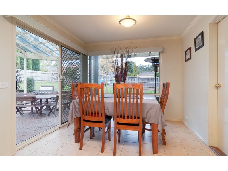 2 Kyra Close, Lilydale VIC 3140