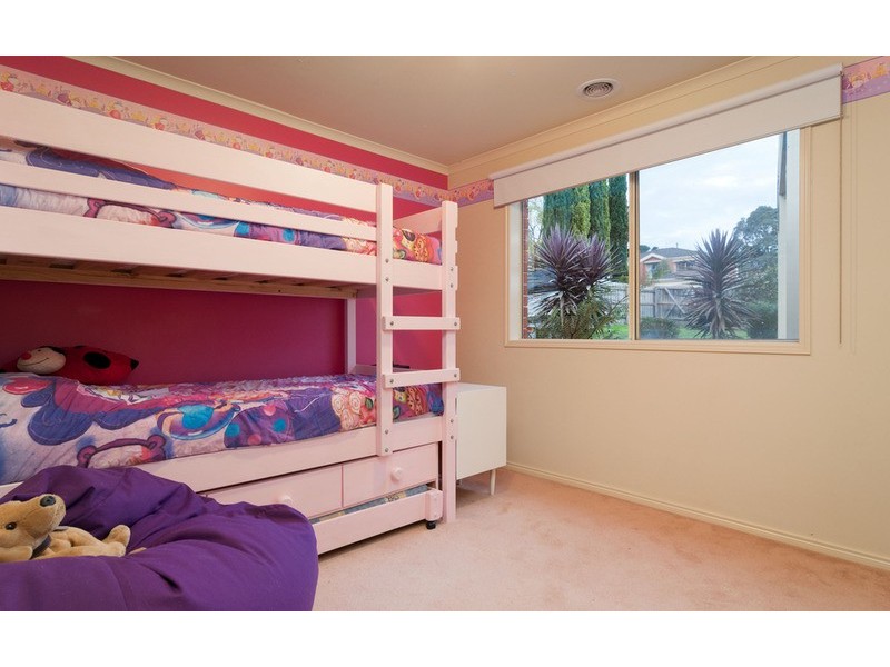 2 Kyra Close, Lilydale VIC 3140