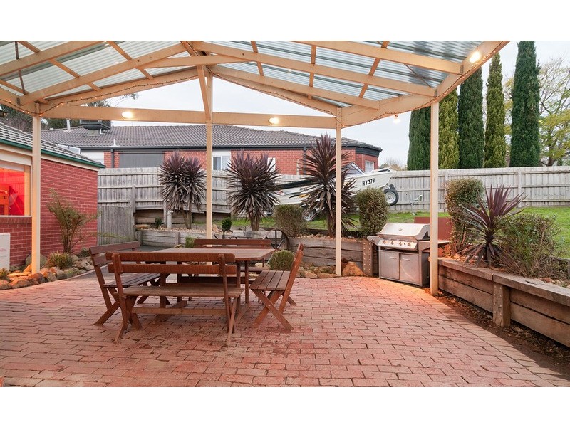 2 Kyra Close, Lilydale VIC 3140