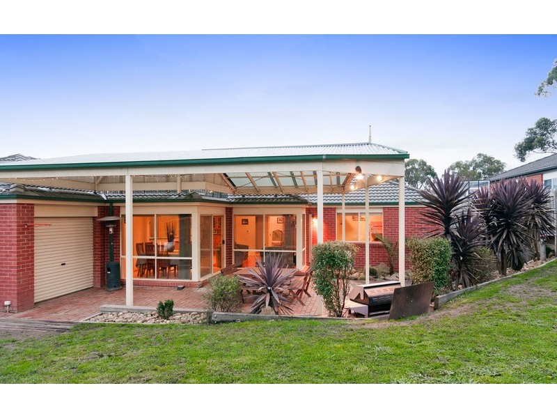 2 Kyra Close, Lilydale VIC 3140