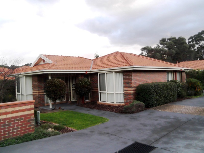 8/6 Devenish Avenue, Montrose VIC 3765