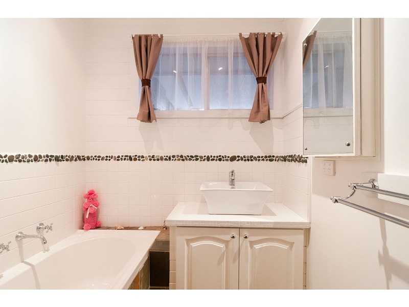 20 Joanne Avenue, Chirnside Park VIC 3116