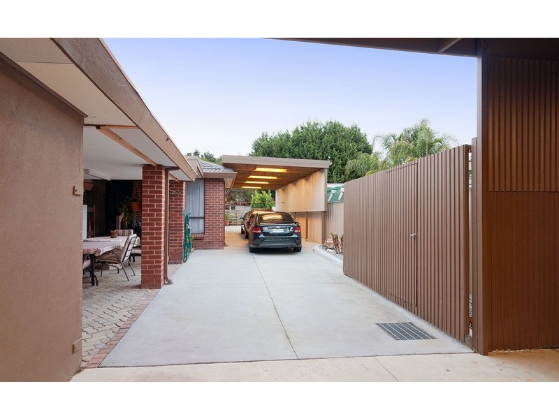 20 Joanne Avenue, Chirnside Park VIC 3116