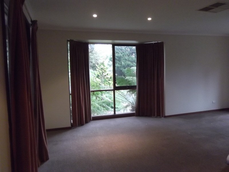 80 Langdale Drive, Croydon Hills VIC 3136