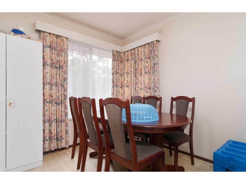 130 Lomond Avenue, Kilsyth VIC 3137