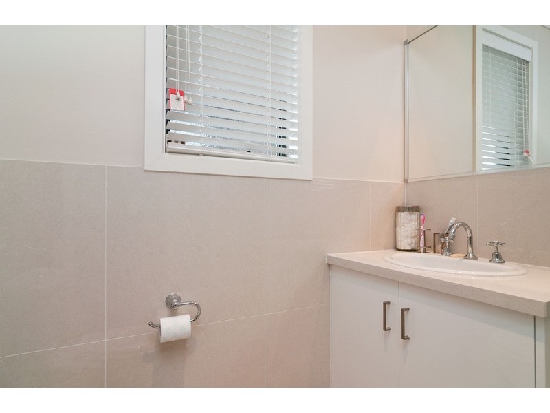 2/7 El Centro, Chirnside Park VIC 3116