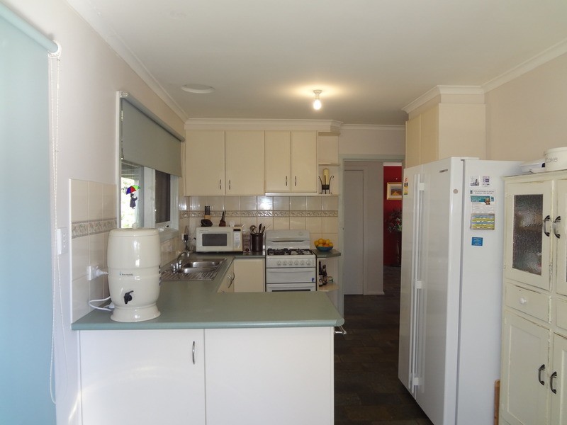 22 Currawong Road, Montrose VIC 3765