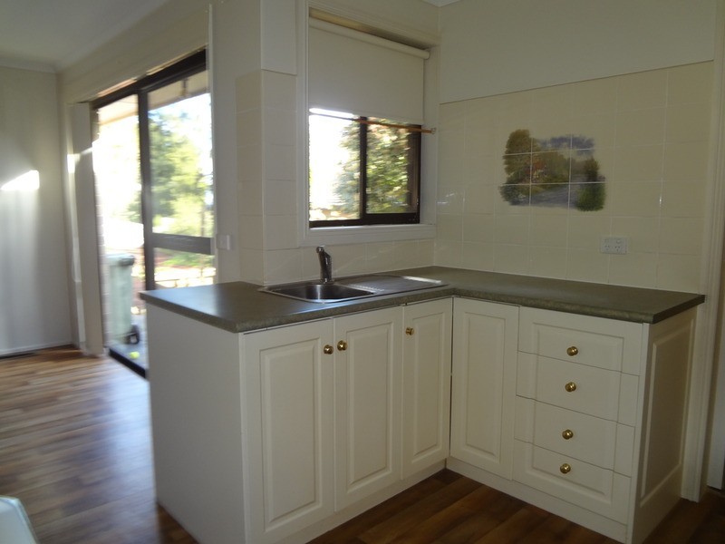 40 Churchill  Drive, Mooroolbark VIC 3138