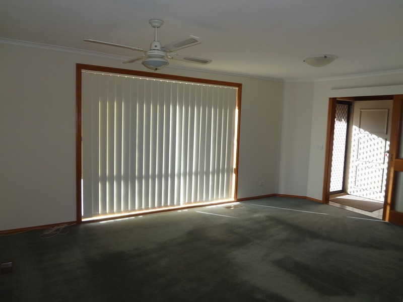 40 Churchill  Drive, Mooroolbark VIC 3138