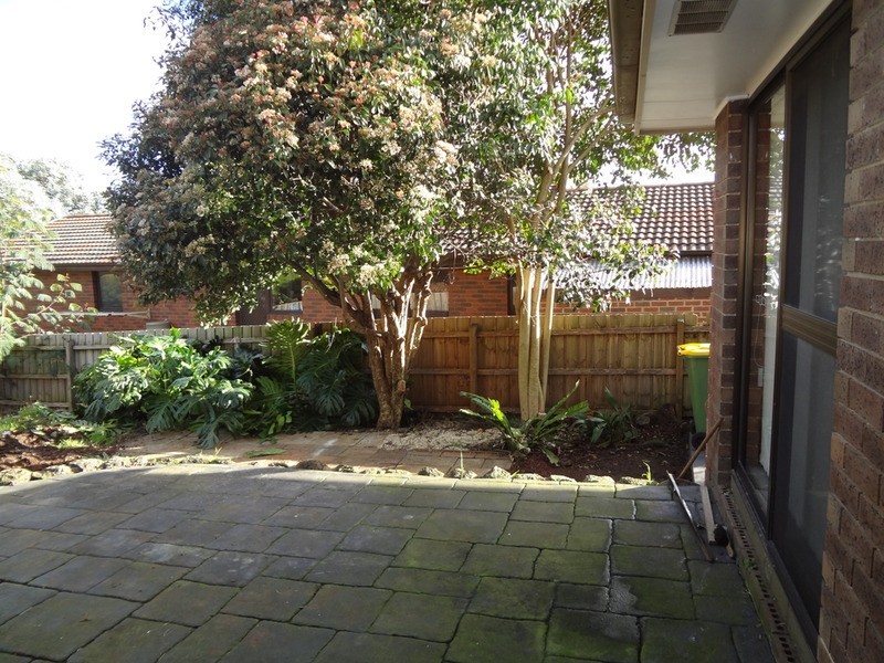 40 Churchill  Drive, Mooroolbark VIC 3138