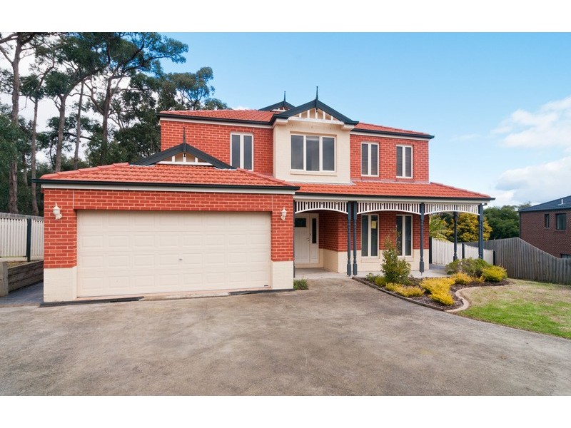 5 Anton Court, Mooroolbark VIC 3138