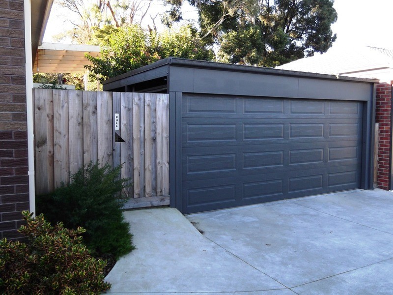 27 Elms  Road, Mooroolbark VIC 3138