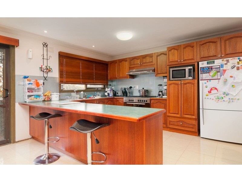 6 Bimbi Court, Mooroolbark VIC 3138