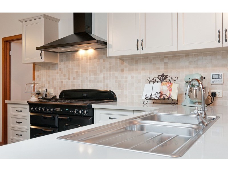 85 Edinburgh Rd, Lilydale VIC 3140