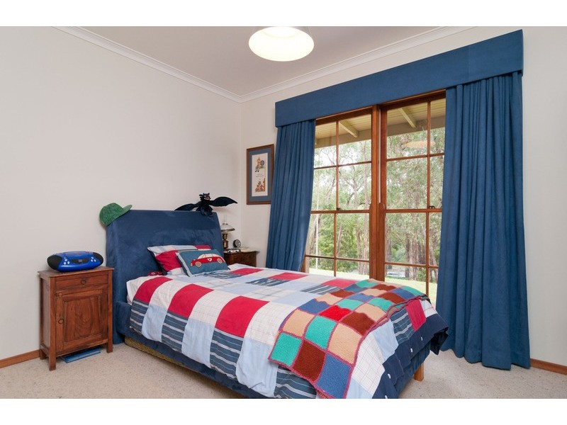 85 Edinburgh Rd, Lilydale VIC 3140