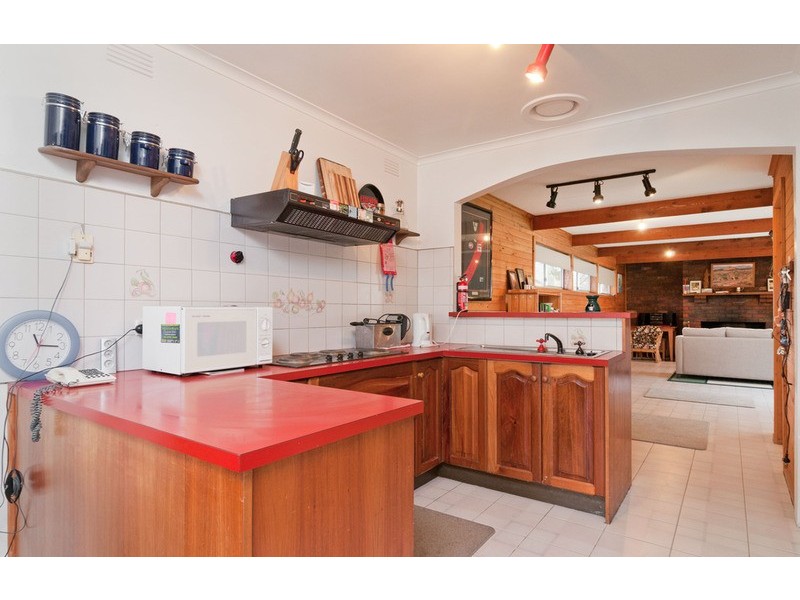 10 Lucas Avenue, Kilsyth VIC 3137