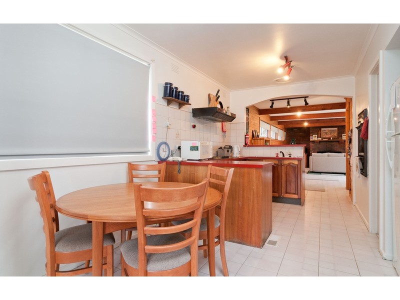 10 Lucas Avenue, Kilsyth VIC 3137