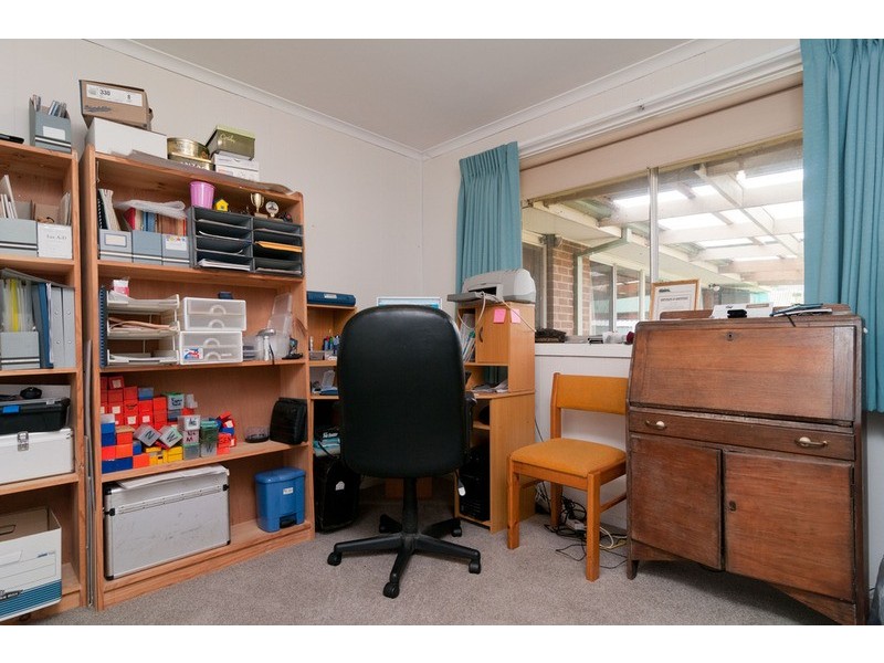 10 Lucas Avenue, Kilsyth VIC 3137