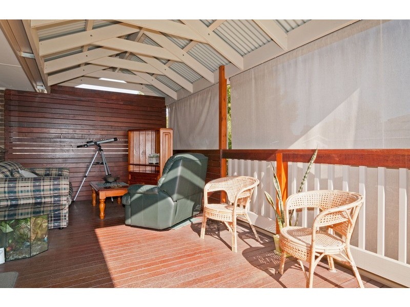 16 Russell Avenue, Mooroolbark VIC 3138