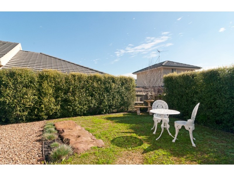 16 Russell Avenue, Mooroolbark VIC 3138