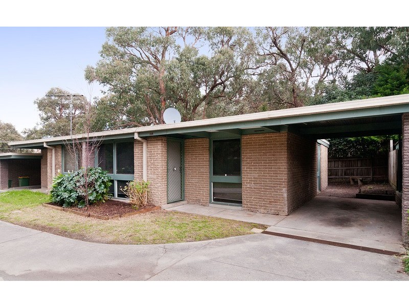4/10 Pleasant Street, Kilsyth VIC 3137