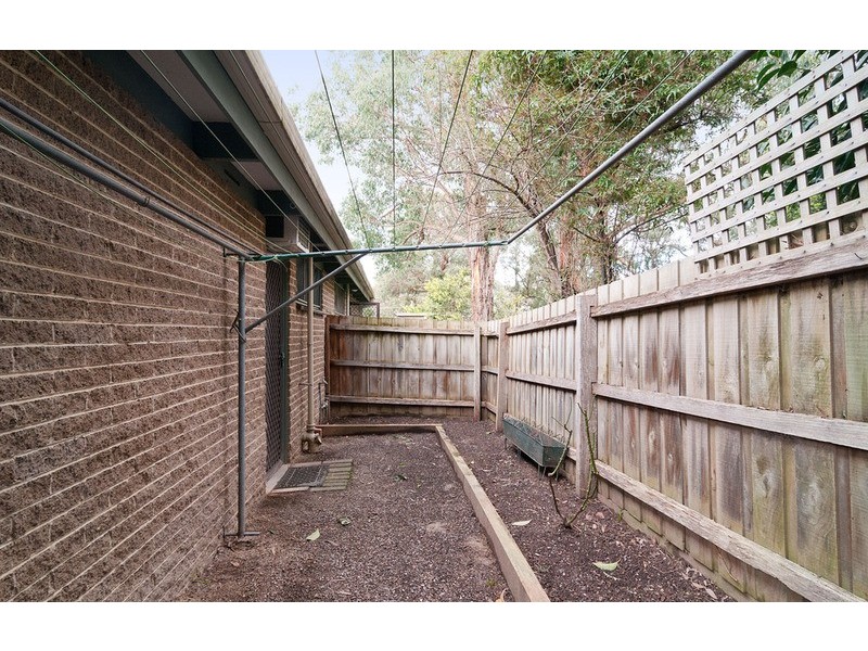 4/10 Pleasant Street, Kilsyth VIC 3137
