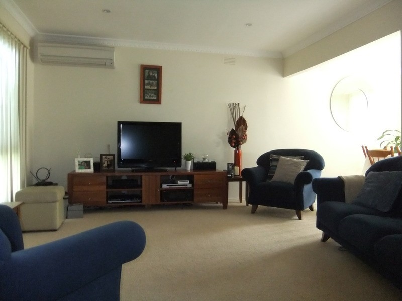 1/18 Carawa Street, Mooroolbark VIC 3138
