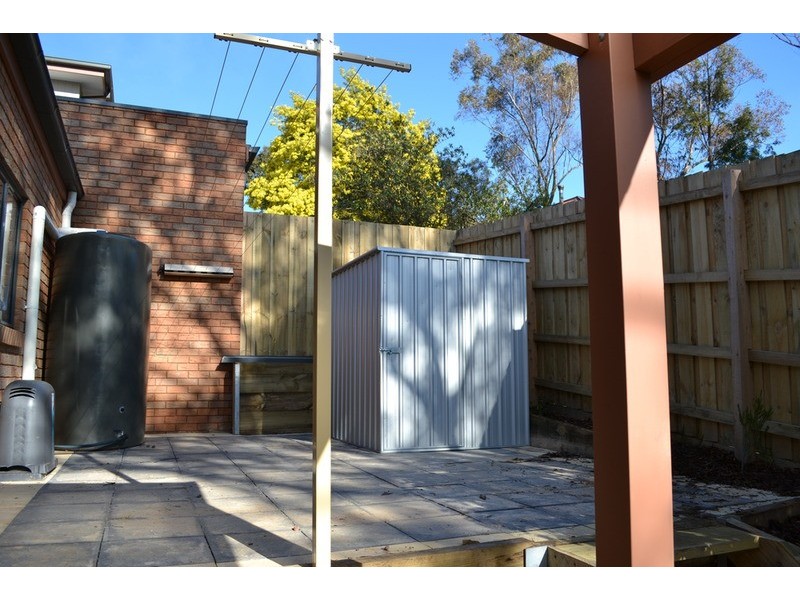 1/15 Ross Road, Croydon VIC 3136