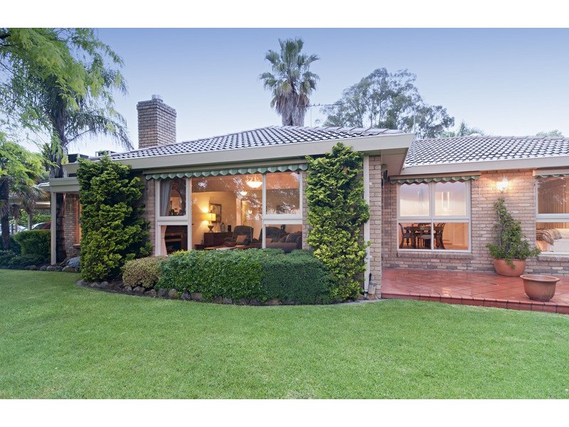 26 Francis Crescent, Mount Evelyn VIC 3796