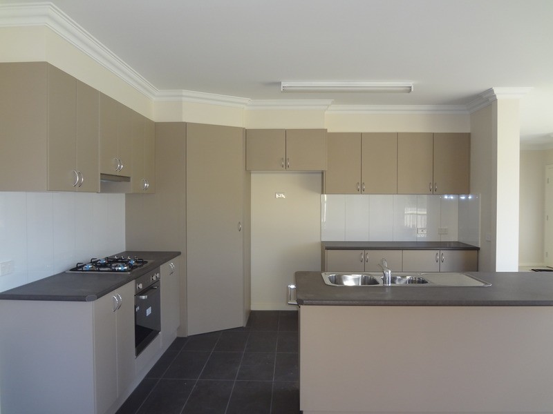 38 Cardigan Road, Mooroolbark VIC 3138