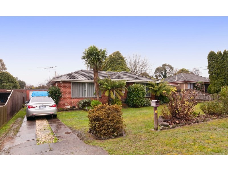11 Lockhart Court, Kilsyth VIC 3137