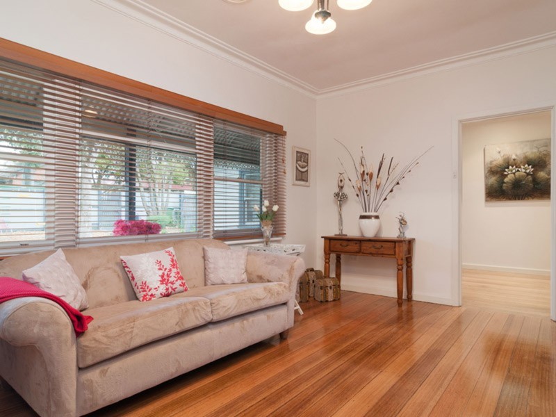 11 View Street, Croydon VIC 3136