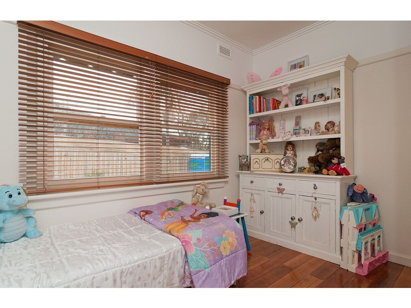 11 View Street, Croydon VIC 3136