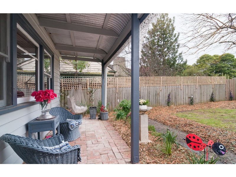 11 View Street, Croydon VIC 3136