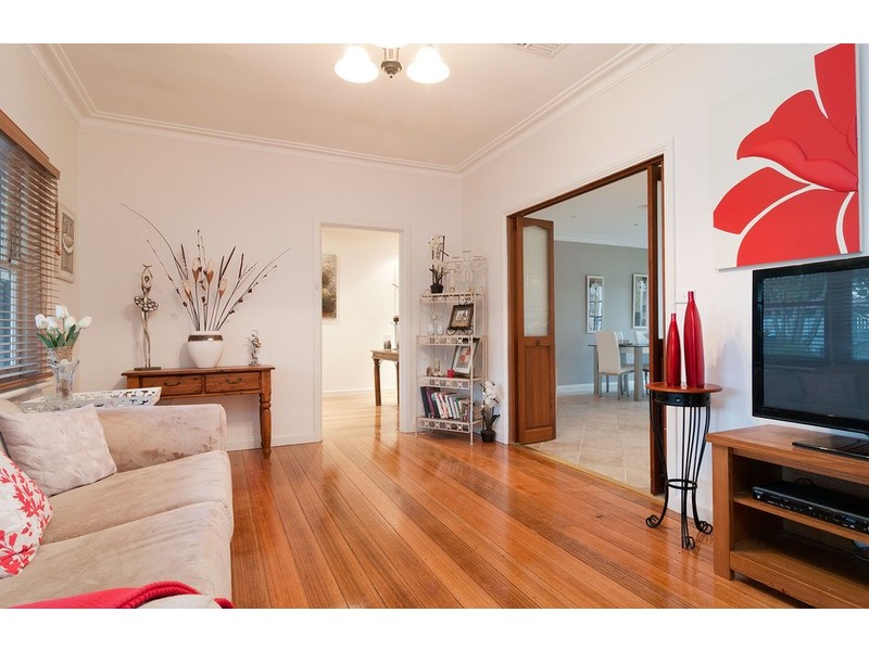 11 View Street, Croydon VIC 3136